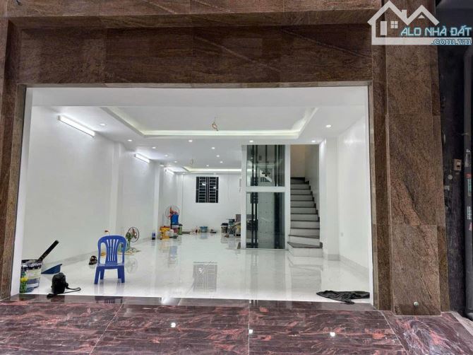BÁN NHÀ NGÕ 83 NGUYỄN VĂN HUYÊN, 6 TẦNG NHÀ MỚI – 59,8M2 – 21,5TỶ – NGÕ THÔNG – OTO VÀO NH - 1