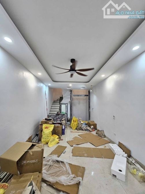 Siêu Biệt Thự phố Thái Hà- 6 tầng thang máy- 2  thoáng- Diện tích 40m2- Giá 12 .5 tỷ - 1