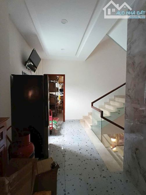 Bán gấp nhà mặt tiền kinh doanh nguyễn thị sóc hóc môn. 7Tầng. 180m2.Giá 13tỷ. - 12