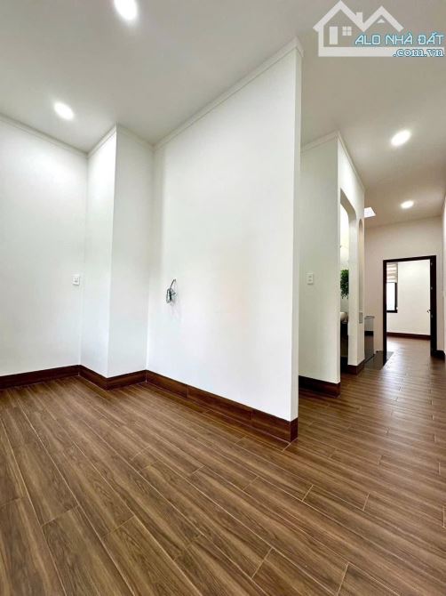 Nhà Đẹp Cách Ngã Sáu Hơn 1Km - View Cực Chill - Nhà Mới Cạnh Đại Lộ Đông Tây | Full N.Thất - 16