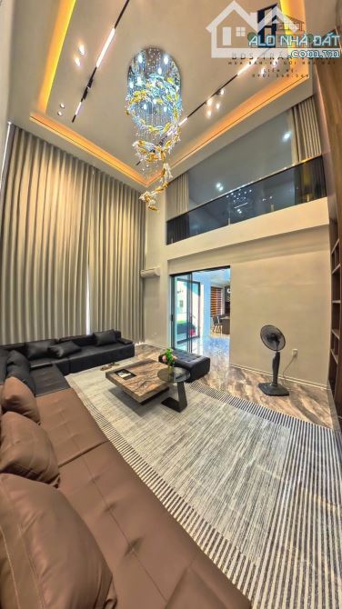 BÁN NHÀ 5 TẦNG Ô TÔ ĐỖ TRƯỚC CỬA, CÓ THANG MÁY, GẦN AEON MALL LÊ CHÂN. - 2