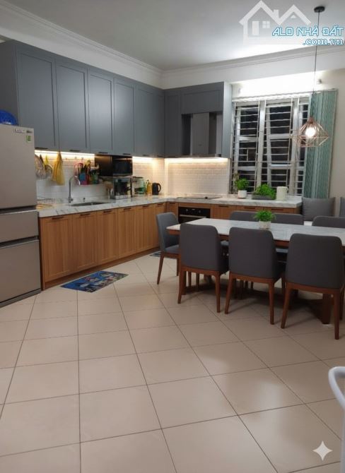 KIỆT TÁC LÔ GÓC 3 MẶT THOÁNG – 107\text{m}^2 MẶT PHỐ VIP BẮC TỪ LIÊM GIÁP TÂY HỒ - 2