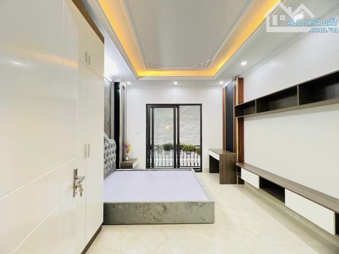 Bán nhà Phố Trương Định, gần phố, nhà mới tặng nội thất, 42m2, 6.1 tỷ - 2