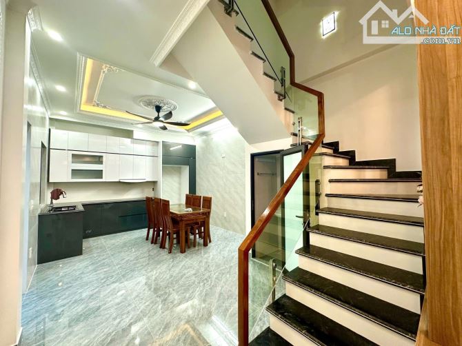 Bán nhà , Thiên Lôi, Vĩnh Niệm, Lê Chân . 4,65 tỷ , 4 tầng , 44 m. - 2