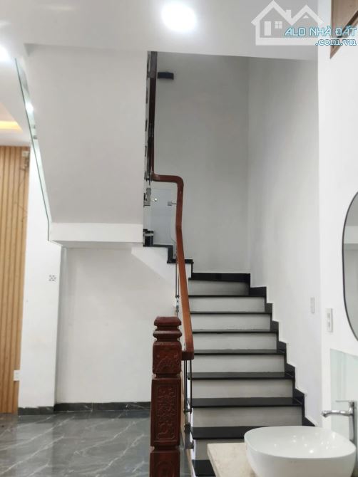NHÀ 3 TẦNG – 3 MÊ ĐÚC – LÔ GÓC 2 MẶT KIỆT DŨNG SĨ THANH KHÊ – CHỈ 4 TỶ X - 2