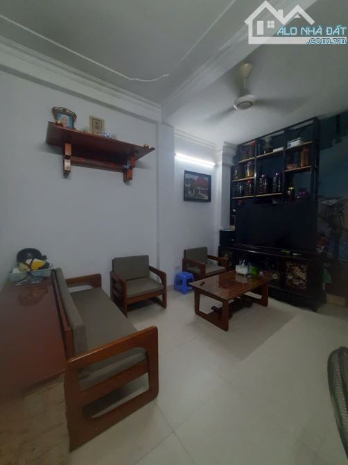 Bán nha khu vực yên Hòa Diện tích 30mx5tang mặt tiền 3,9.dài 8m - 2