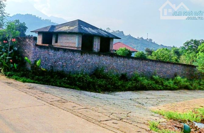 Bán biệt thự nghỉ dưỡng Yên Bài, Ba Vì, dt 913m, 2t, lô góc, gần TL, 10 5tỷ - 2