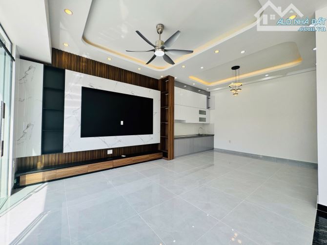 Nhà 60 m*3 tầng - bắc sơn,an dương,hp-2,780 tỷ- có gara ô tô - 2