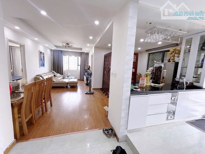Chung cư đồng phát, tầng cao, 88m2, 3Pn, 2wc, 5.85 tỷ, view đẹp, thoáng sáng - 2