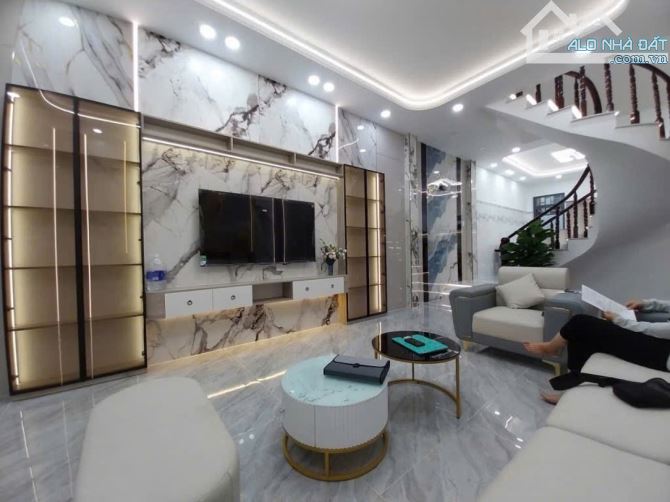 Nhà Vuông SHR 3 tầng 82m2 – Tân Chánh Hiệp 10 Quận 12 - 2