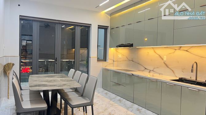 Bán nhà MTKD Khuông Việt Tân Phú 4x20.5m đúc 4 lầu giá 15 tỷ TL (trang bị thang máy) - 2
