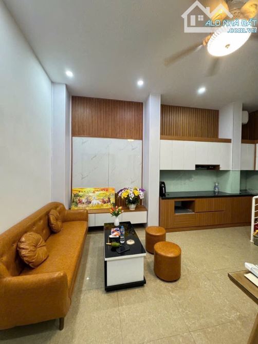 ❤️ NHÀ ĐẸP - SỔ ĐẸP - NGÕ THÔNG RỘNG THOÁNG - Ô TÔ CÁCH 20M - TẶNG PHUN NỘI THẤT - 2