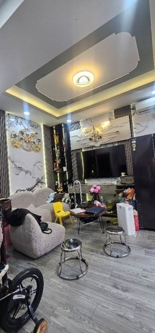 Bán Nhà 2 Tầng, Ngang 4.7m Nở Hậu, Full Nội Thất Hẻm Thông Le Văn Lương Nhỉnh 3 Tỷ - 2