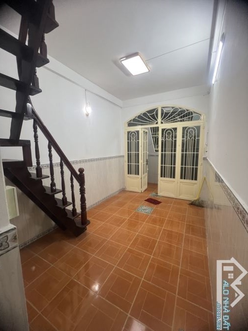 Bán Gấp! Nhà 2 Tầng BTCT, 30 m2, Hẻm Thông Lê Văn Lương Nhỉnh 3 Tỷ TL - 2