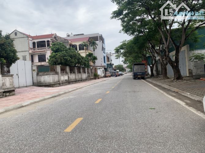 Bán 75m đất phân lô tổ 32 phường Long Biên, cạnh chợ Cự Khối, gần vườn hoa Cự Khối - 2
