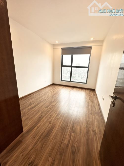 Bán căn hộ chung cư Golden Palm Lê Văn Lương căn góc 82m 2pn 2vs ban công ĐN thoáng mát - 2