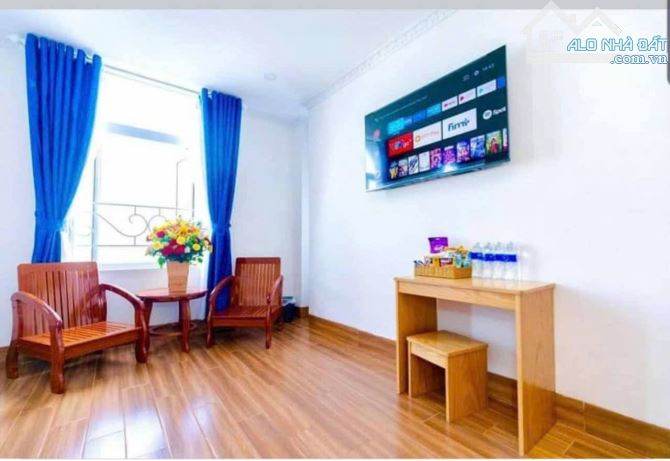 Bán khách sạn 9 tầng mặt tiền đường lớn trung tâm Biển Quy Nhơn dt sổ đỏ 238m n6,5m giấy t - 2