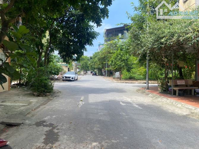 Bán Đất Nguyễn Mậu Tài Trâu Quỳ Gia Lâm Nhỉnh 7 Tỷ 36 m ,MT 4m , Ô TÔ tránh kinh doanh - 2