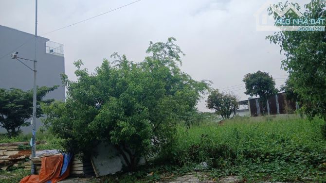 Bán 2 lô đất - Khu phân lô đường 12m - Hà Huy Giáp - 64m2 - Giá 3,9 tỷ - 2