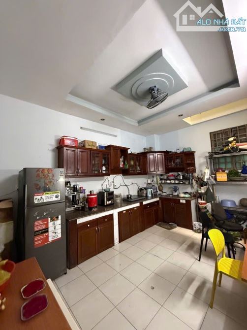 BÁN NHÀ NGUYỄN PHÚC CHU, KHU HOT 2025, TIỀM NĂNG CAO - 70M2, 4 TẦNG, XE HƠI NGỦ NHÀ - 2