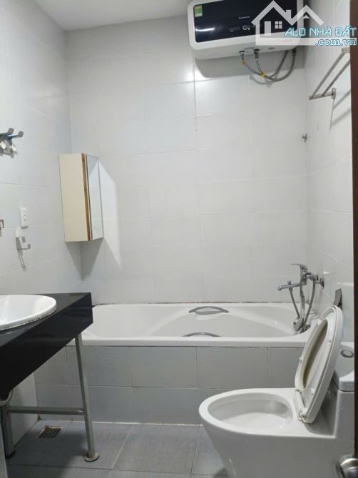 Bán riêng HXH  50m2 3 lầu Dương Bá Trạc 3pn phường 2 quận 8 cỉ 8,2 tỷ ctl - 2