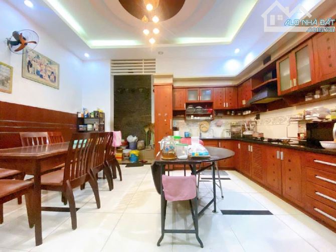 VIP TÂN PHÚ HXT, NHÀ ĐẸP NGUYỄN HỮU TIẾN DT 70, 4L 4PN GIÁ CHÀO 10,8 TỶ - 2