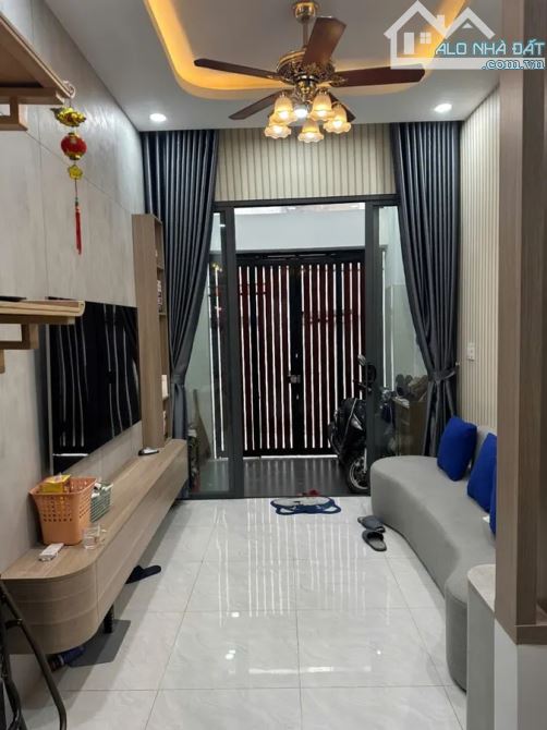 🏠 Bán nhà Điện Biên Phủ – 51m² – 5 tầng – 11 tỷ – Hẻm xe hơi, trung tâm Q10 - 2