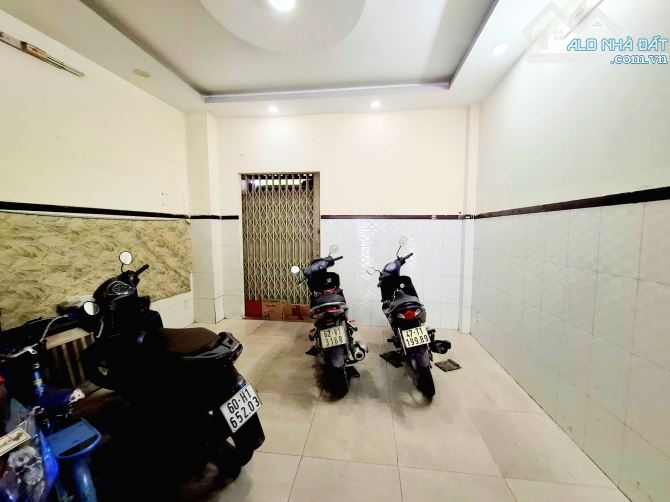 Bán Mặt Tiền Kinh Doanh Đỉnh Đường 8m Lý Thường Kiệt Tân Bình Giáp Q.10,66m2,4Tầng,10tỷ8 T - 2