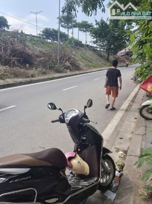 Nhà Bưởi 31m, 6 tầng, nhà mặt phô, đường trước nhà 20m, mới tinh, full nội thất, kinh - 2