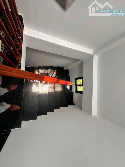 Thúy Lĩnh 30m x 6 Tầng Thang Máy Lô Góc Ô Tô Đỗ Cổng Nhà Mới Đẹp 5.75 Tỷ. - 2