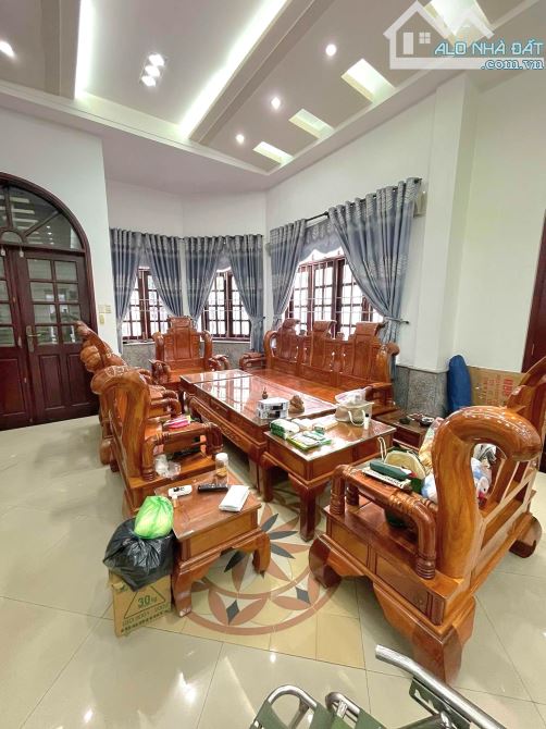 Nhà mặt tiền 10m Đường Số 57A – 200m² – 3 tầng VIP – nội thất gần 1 tỷ – chỉ 22.8 tỷ - 2
