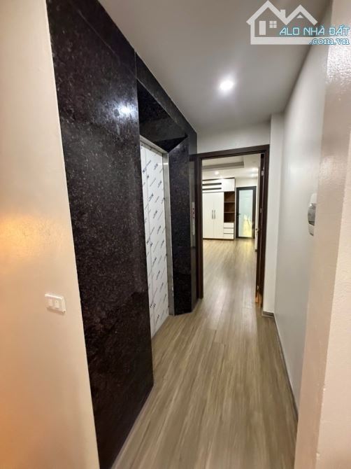 BÁN NHÀ XUÂN PHƯƠNG GẦN ĐẠI HỌC CÔNG NGHIỆP, 6 TẦNG THANG MÁY, VỈA HÈ, VIEW SÂN TRƯỜNG. - 2