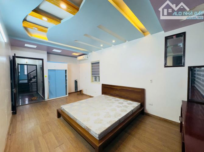Nhà 3 tầng sân cổng mặt ngõ Phố Lương Khánh Thiện-Ngô Quyền-Hải phòng - 2