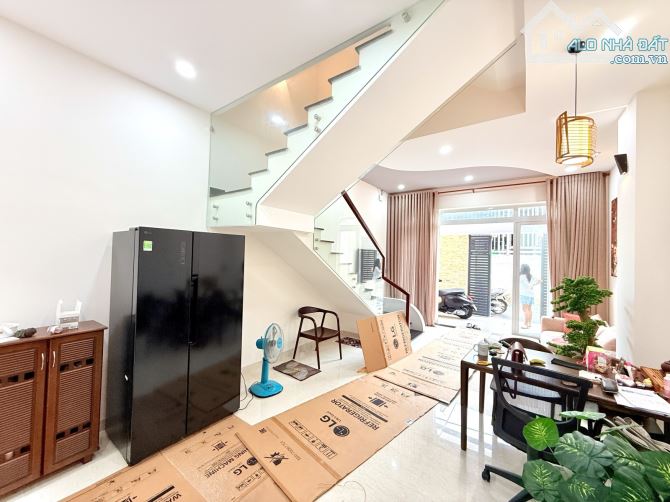NHÀ 4 TẦNG MỚI – HẺM XE HƠI 6M - LINH ĐÔNG – GIÁ 6.8 TỶ TL - 2