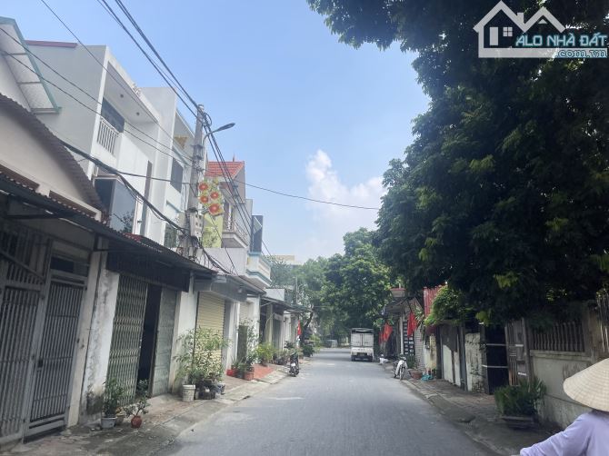 ĐÓN ĐẦU DỰ ÁN CẦU THƯỢNG CÁT - CÁCH KCN BẮC THĂNG LONG 400m. OTO ĐỖ CỬA. - 2