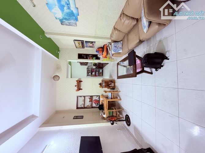 NHÀ NGUYỄN HỮU TIẾN - TÂY THẠNH -DTSD 92M2- HXH- KẾ BÊN ĐH CÔNG THƯƠNG- NHỈNH 4 TỶ - 2
