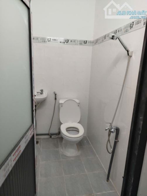 Cho thuê P trọ DT:3x6 giá 2,5tr/thg lầu  ,HBC,TĐ - 2