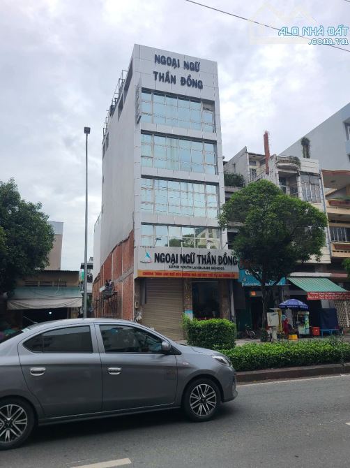 Căn Góc 2 Mặt Tiền Lạc Long Quân .Nhà Mới Đẹp MT 30m Hẽm Bên Hông 6m Chỉ 21 Tỷ. - 2