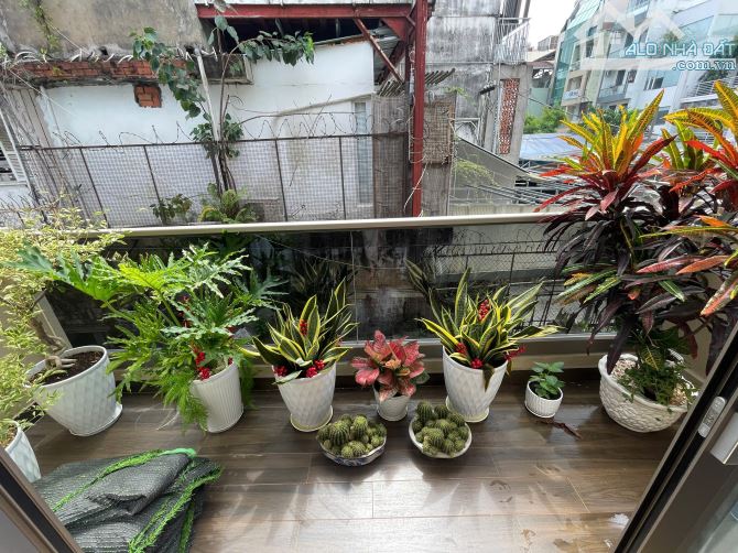 siêu HÓT NHÀ MT Trung tâm Q1, DT: 4X16m2, kc 2 lầu, FULL NT Cao Cấp Giá 19 Tỷ TL - 2
