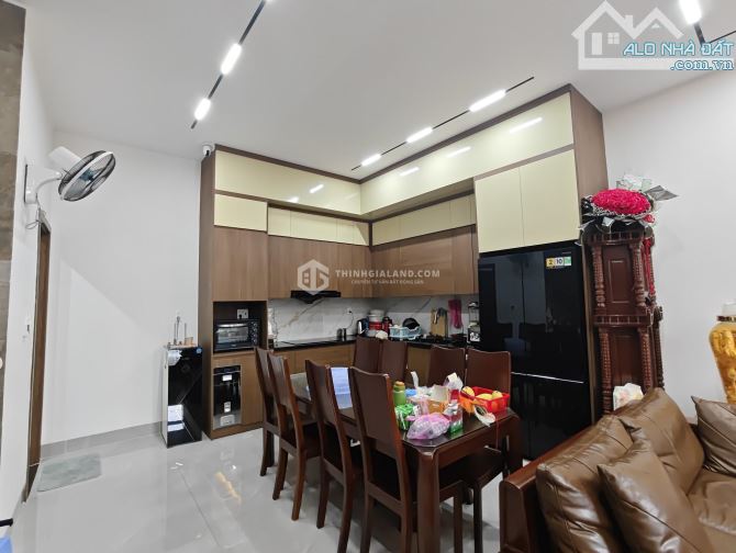 🏡 NHÀ ĐẸP DỌN VÀO Ở LUÔN 3 TẦNG – NỘI KHU 30/4 RẠCH DỪA – DÂN TRÍ CAO, Ở NGAY! CHỈ 8 TỶ - 2