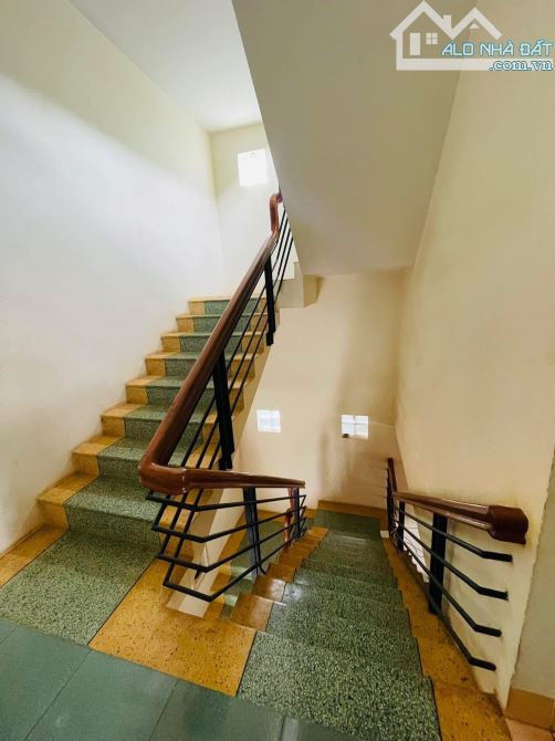 CẦN BÁN NHÀ MẶT TIỀN ĐƯỜNG NGUYỄN ĐÌNH CHIỂU - DT: 9,2x20m - TC:117m2 - H:TÂY NAM - 19,2TY - 2