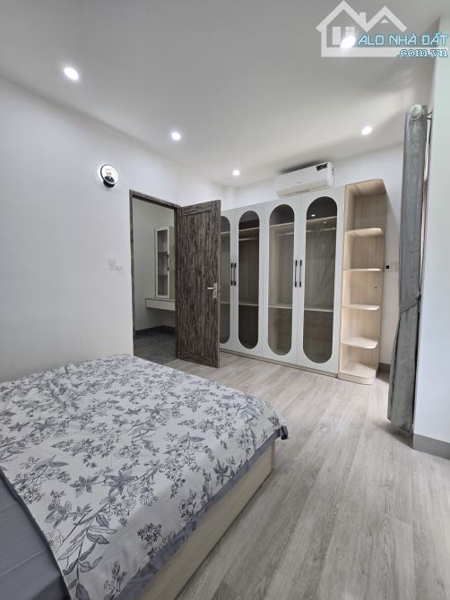 NHÀ VÀO Ở NGAY KIỆT THÔNG TỨ HƯỚNG - 2