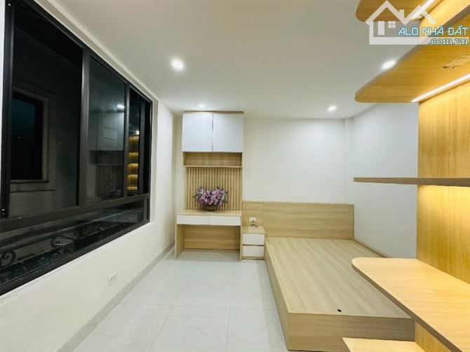 BÁN NHÀ TRẦN KHÁT CHÂN 5 TẦNG GIÁ CHỈ HƠN 6 TỶ - 2