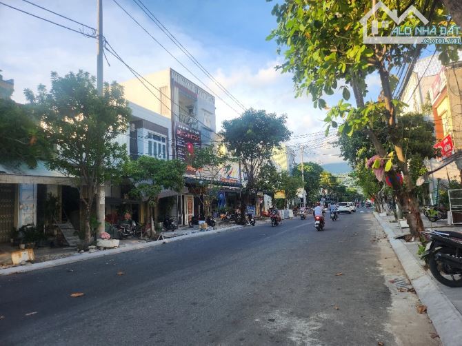 🔥GIÁ TỐT ĐẦU TƯ- NHÀ MẶT PHỐ ĐƯỜNG 20.5M LÊ TẤN TRUNG – GẦN BÃI BIỂN MÂN THÁI –NHÀ 3 TẦNG - 2