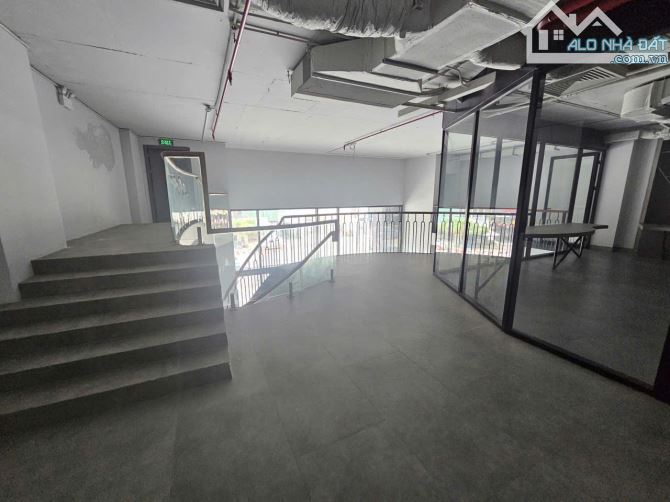 SIÊU PHẨM ĐẦU TƯ DÒNG TIỀN –  270M NHỈNH 225 TỶ- TÒA  MẶT PHỐ  XUÂN LA – VỊ TRÍ KIM CƯƠNG - 2