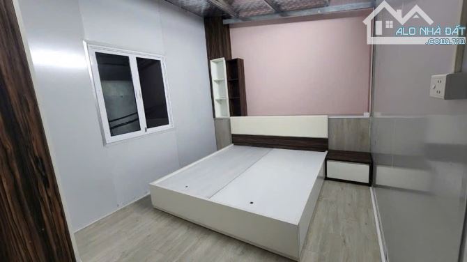 XUÂN ĐỈNH BẮC TỪ LIÊM, BÁN ĐẤT TẶNG NHÀ 2TẦNG 40M, NGÕ THÔNG GẦN PHỐ Ô TÔ TRÁNH. 7x tỷ - 3