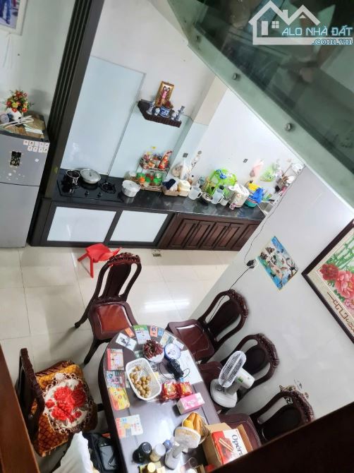 GIÁ SẬP -Bán nhà 3 tầng Mặt phố Nguyễn Trung Trực, Sơn Trà – Liền Chợ An Hải Bắc -10.x tỷ - 3