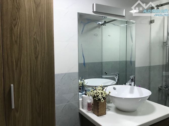 Bán căn nhà đẹp có hồ bơi đường Khuê Mỹ Đông 15, Đà Nẵng. Gần biển Hồ Xuân Hương, cho thuê - 3