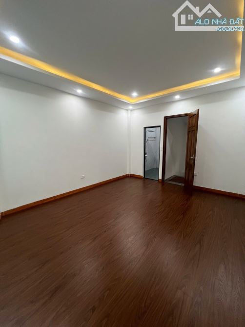 Bán nhà đẹp Mậu Lương Kiến Hưng 41m 5T 5,9 tỷ - 3