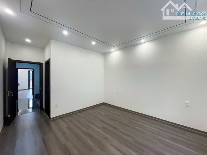 🏙️ Nhà Mặt Đường 15m – Tuyến 3 Hoàng Thế Thiện 💎 Diện tích: 80m² x 4 tầng – Có thang máy - 3